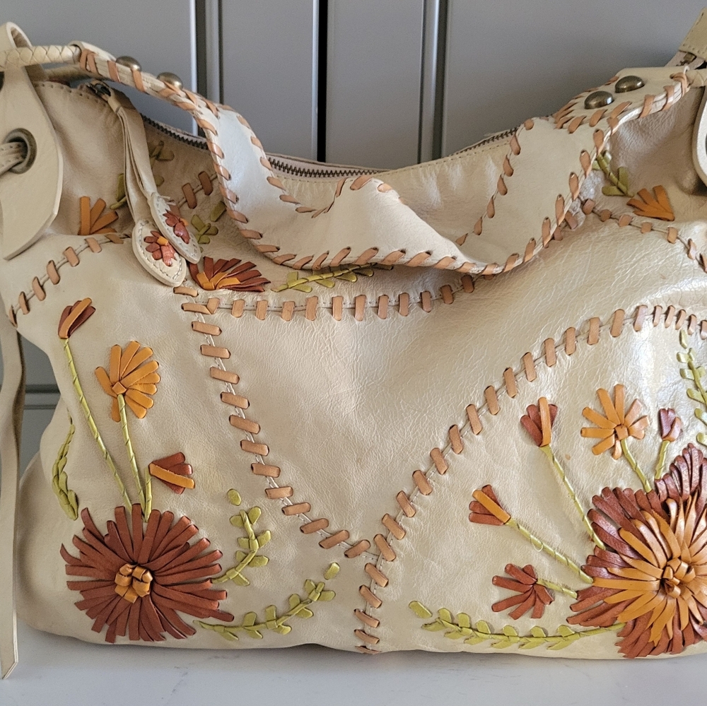 Isabella Fiore Stitched Flower Design Handbag 11x16x2